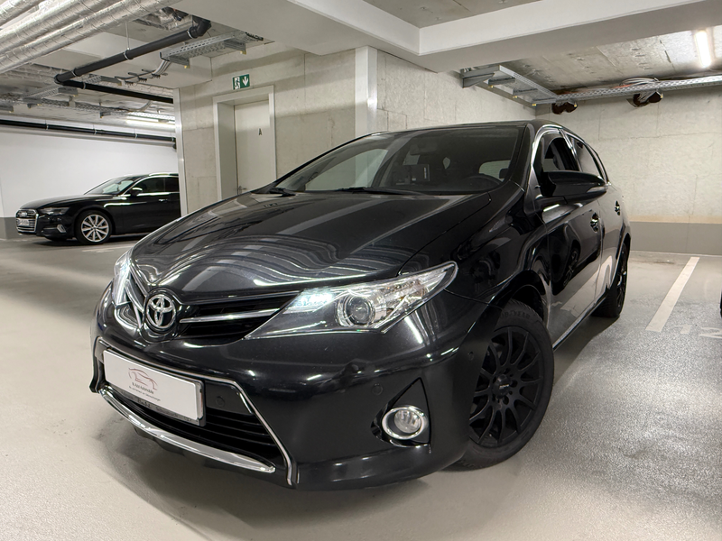 Toyota Auris 2.0 D-4D Edition*Kamera*LMF* — photo 9