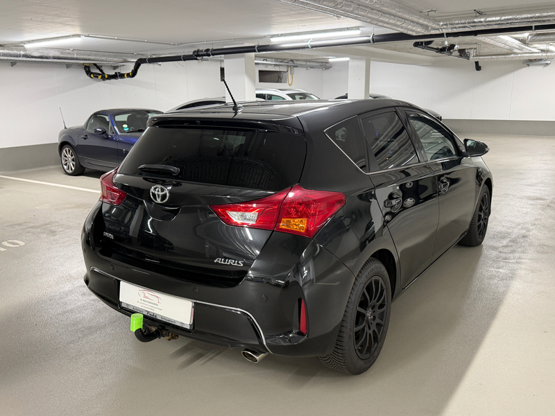 Toyota Auris 2.0 D-4D Edition*Kamera*LMF* — photo 4