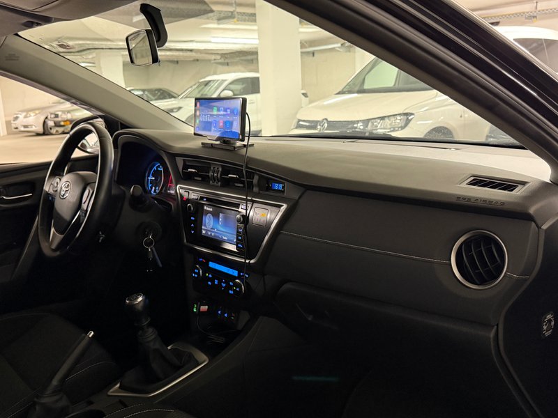 Toyota Auris 2.0 D-4D Edition*Kamera*LMF* — photo 14