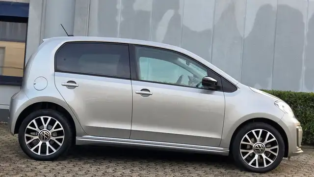 Volkswagen up! e-up! AUT.KAMERA/SHZ/TEMPO/REGEN-LICHTS./ALU