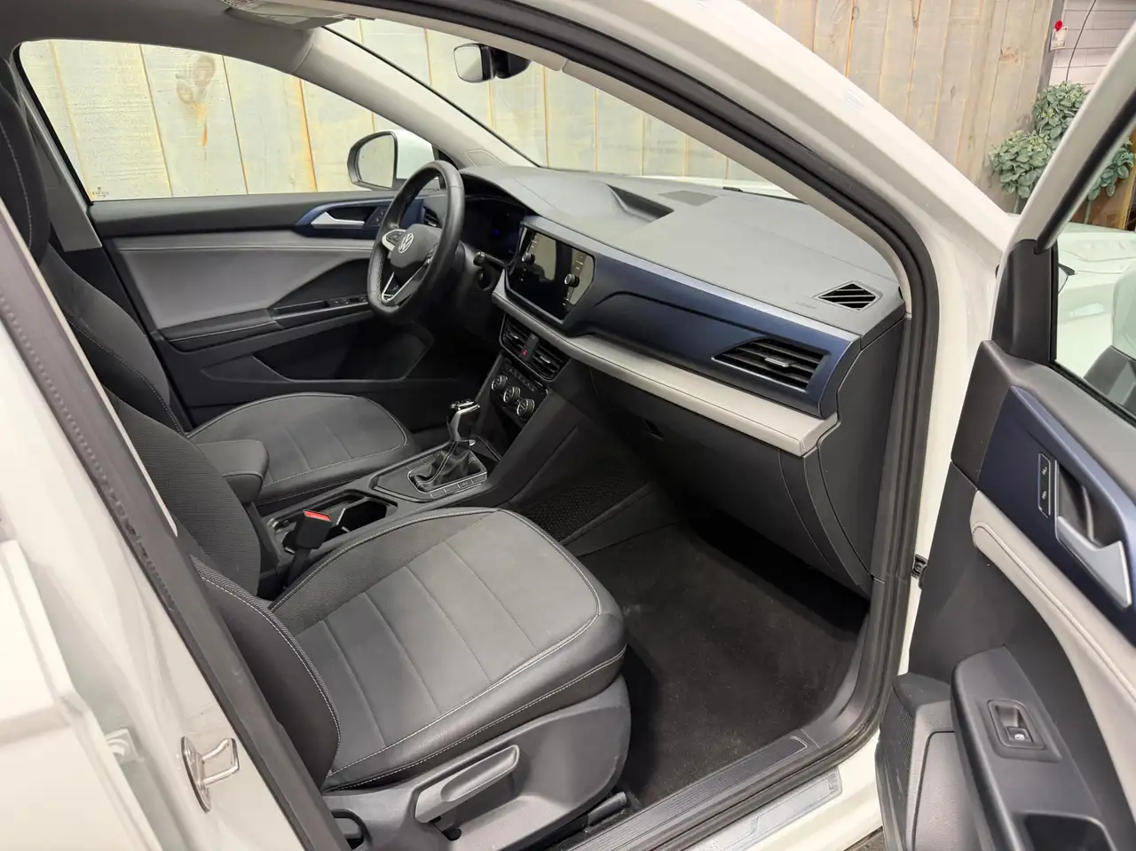 Volkswagen Taos снимка Volkswagen Taos