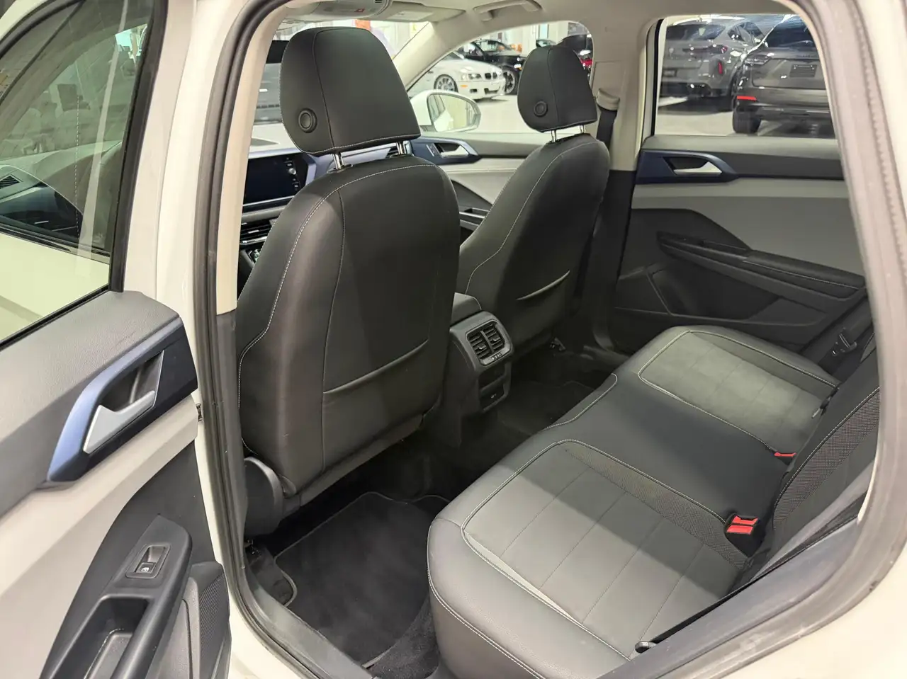 Volkswagen Taos снимка Volkswagen Taos