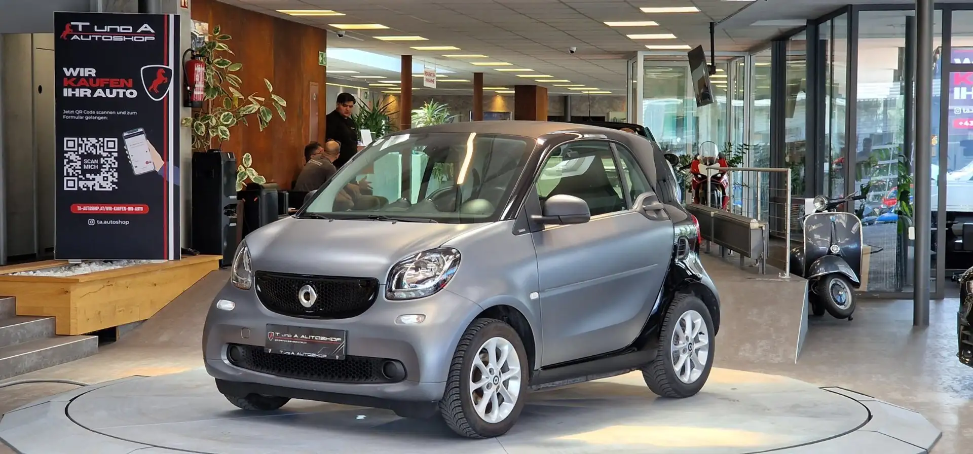 smart forTwo Coupe Aut. *Sitzheizung*15Zoll*Tempomat* Grau - 1