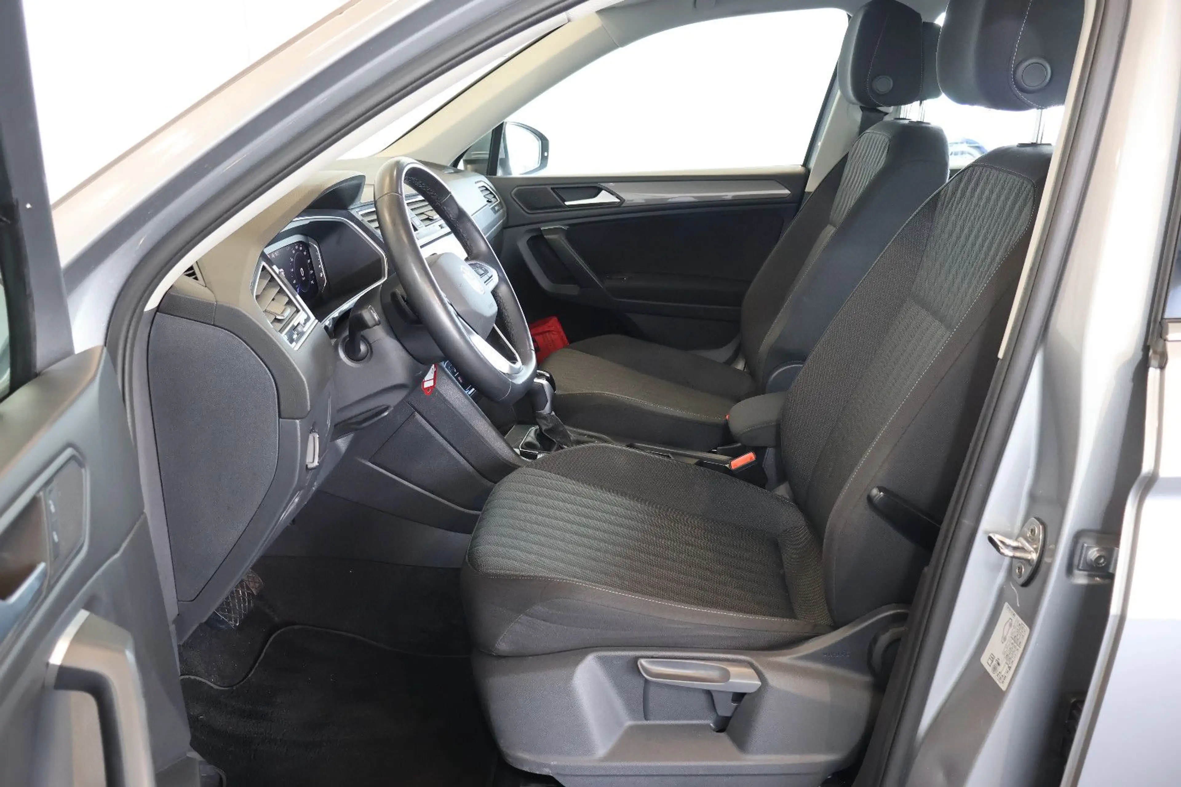 Volkswagen Tiguan Allspace 1.5 TSI Life AID+ACC+AHK+7 SITZE — photo 11