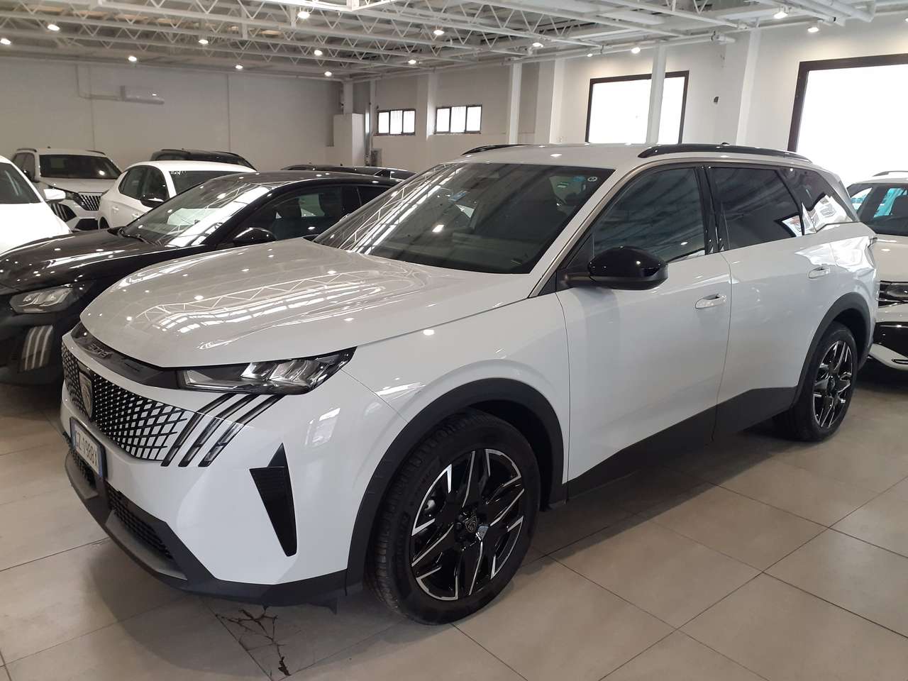 Peugeot 5008 1.2 H. ALLURE 145cv 7 POSTI E-EDC6 UFF. STELLANTIS