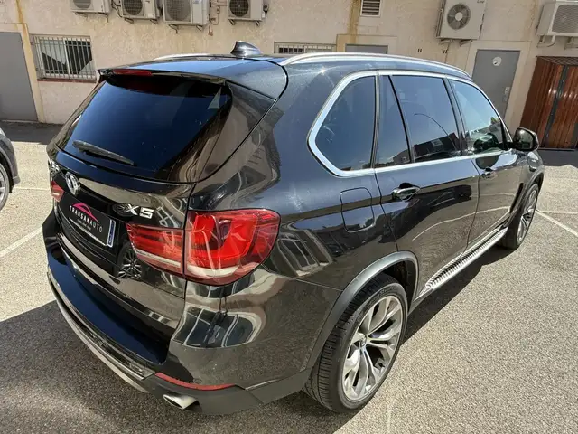 BMW X5 view 5