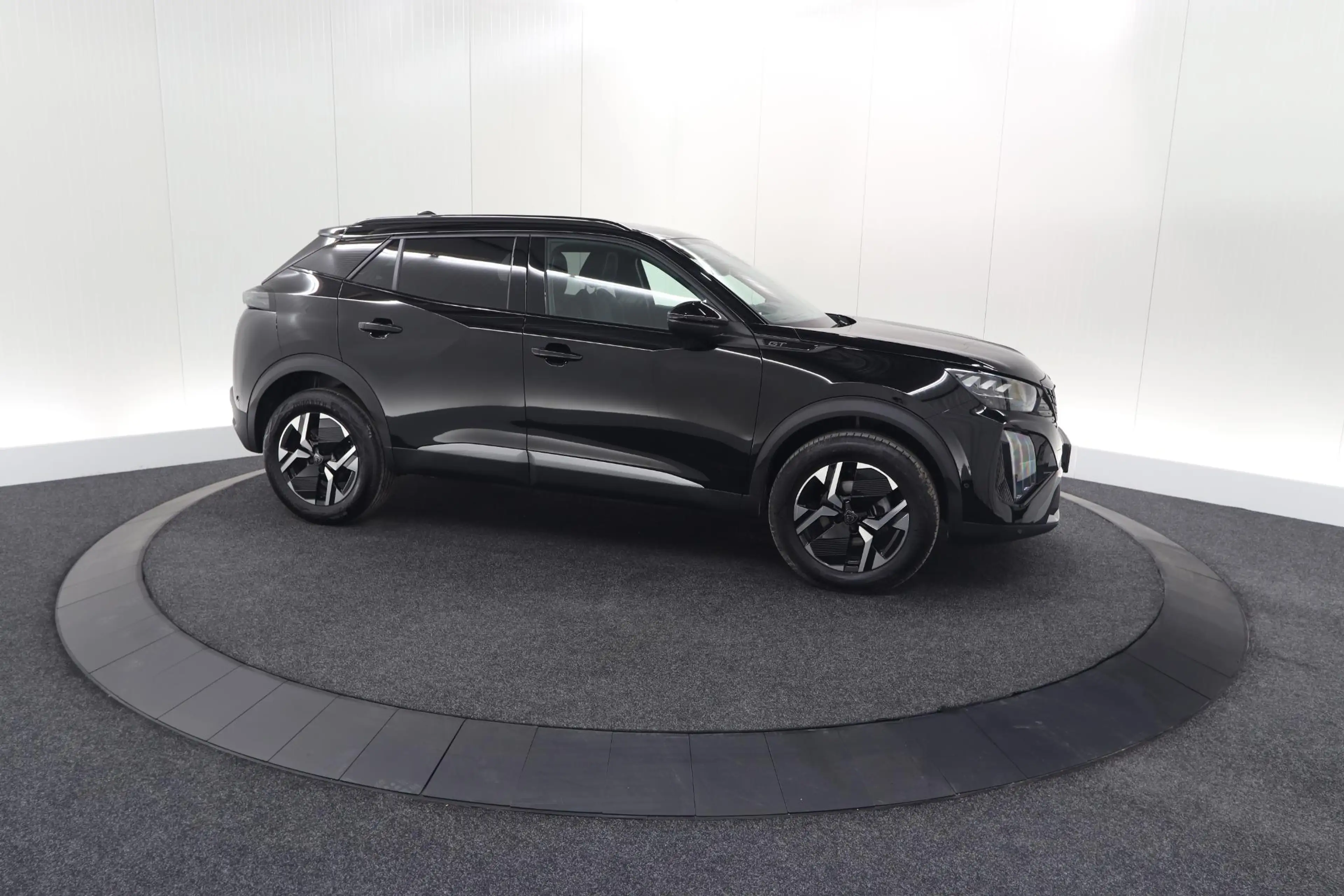 Peugeot 2008 PureTech 130 EAT8 GT | 360 Camera | Adaptieve Crui — photo 7