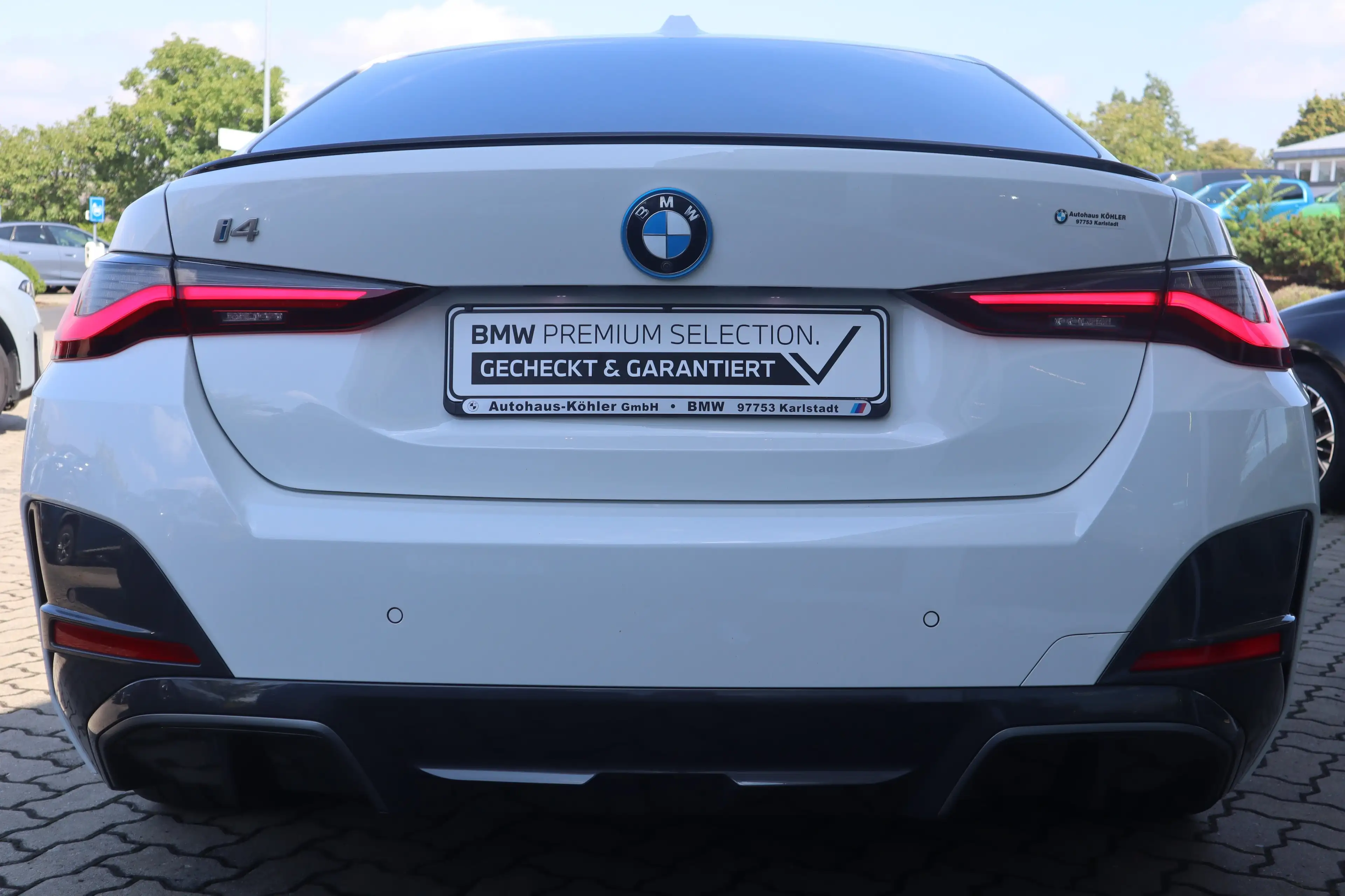 BMW i4 eDrive35 Gran Coupé — photo 4