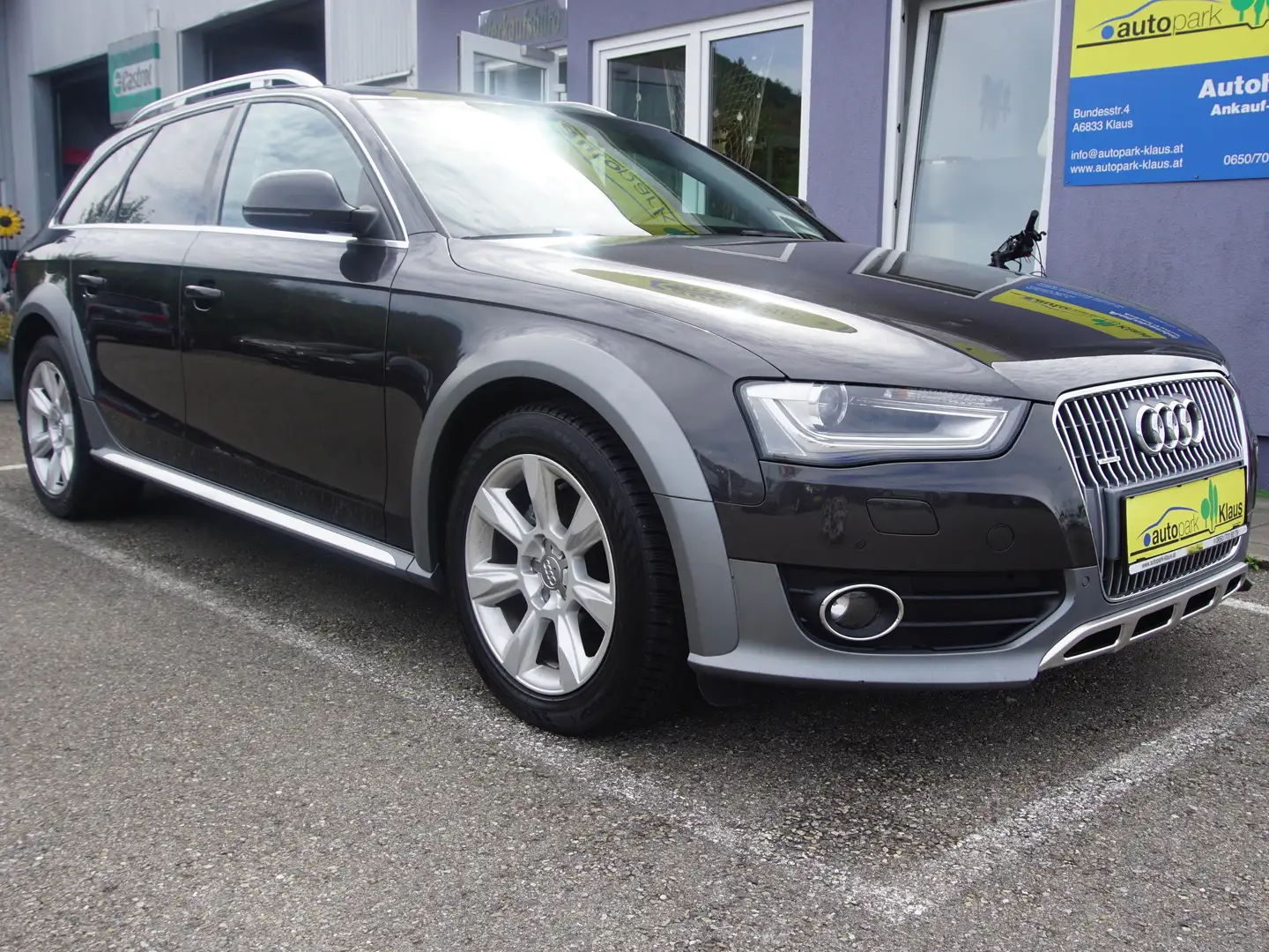 Audi A4 allroad 2.0 TDI (130kW) Grau - 1