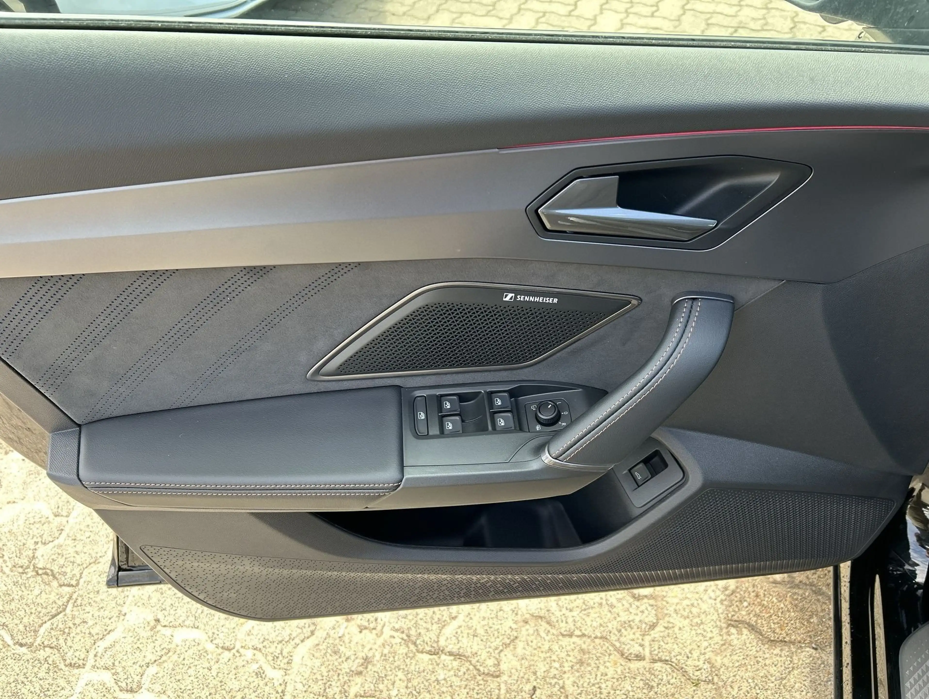 CUPRA Formentor 2.0 TSI VZ W Pano Matrix ACC AHK LED — photo 14