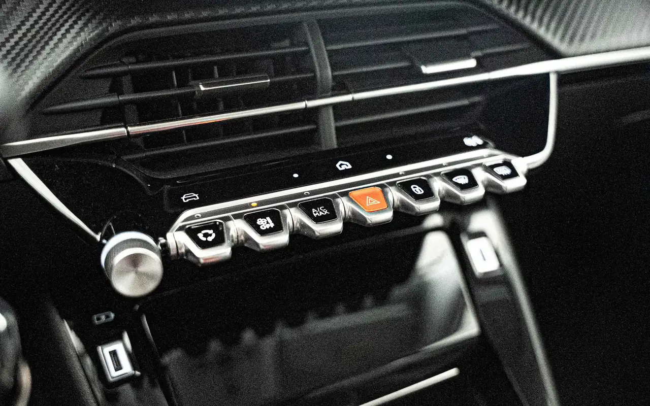 Peugeot 208 1.2 Turbo Allure 17