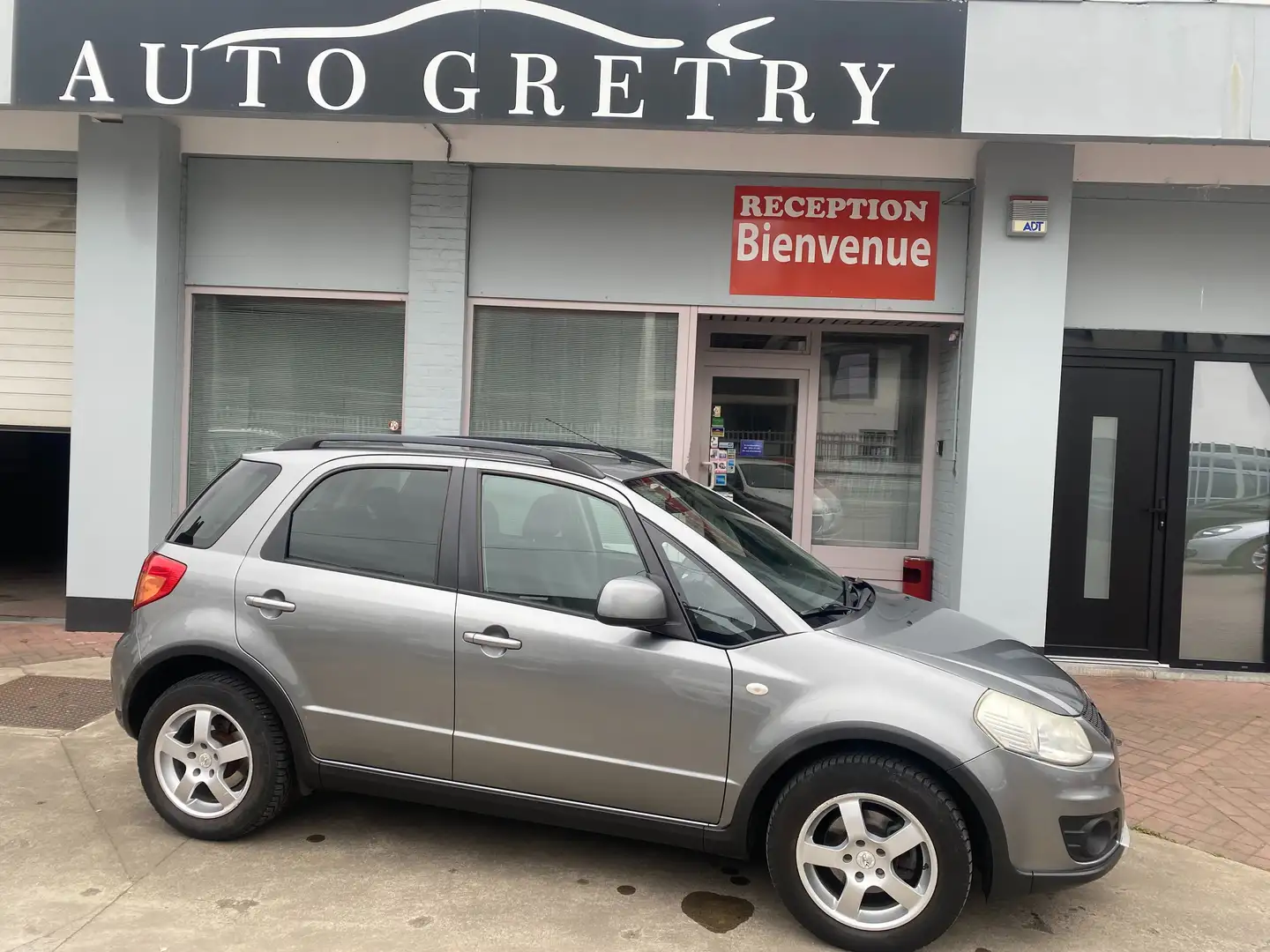 Suzuki SX4 1.5i GL**GARANTIE 12 MOIS** Gris - 1