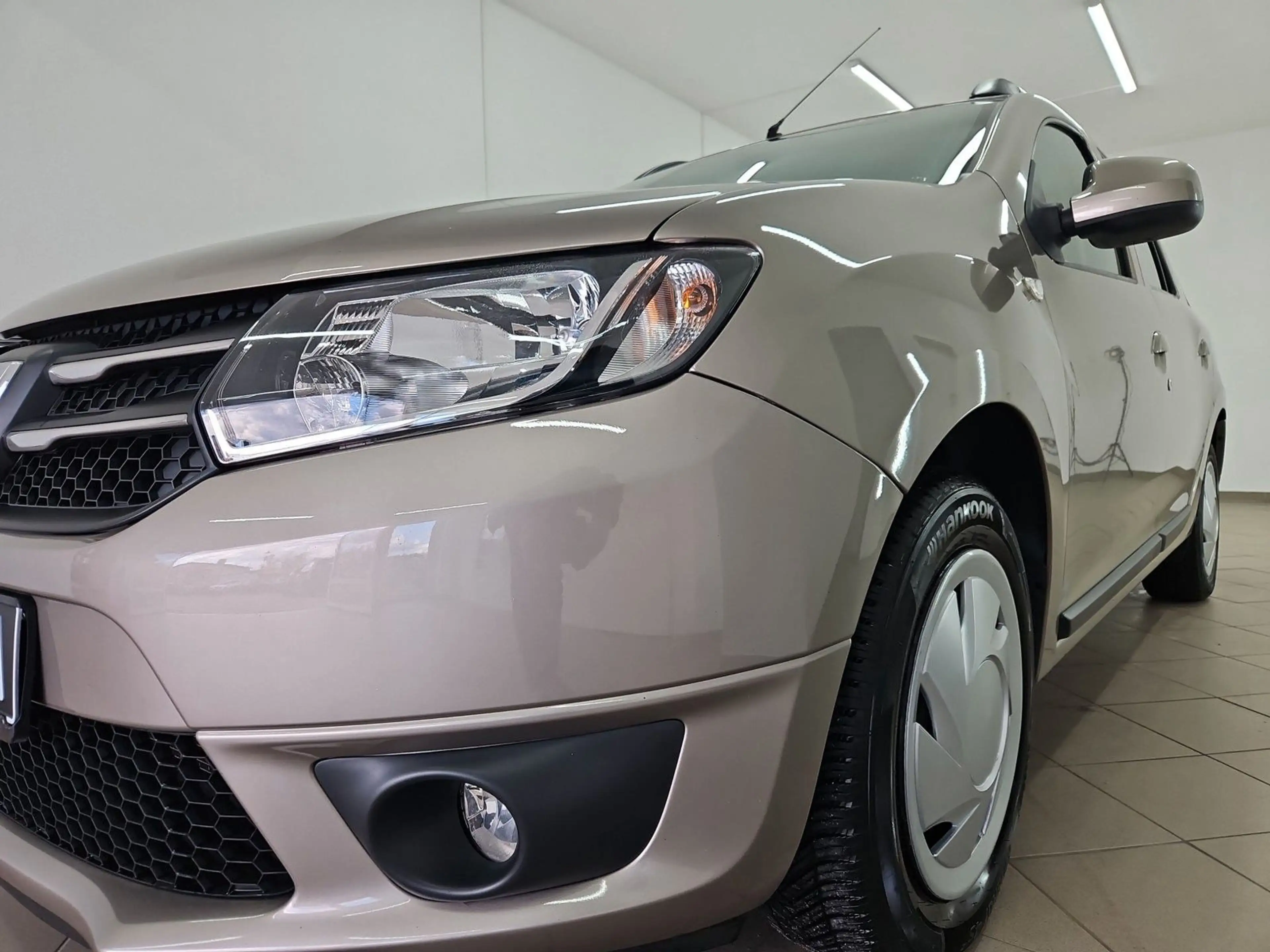 Dacia Logan MCV II Kombi Laureate *KLIMA*ECO*KAM* — photo 6