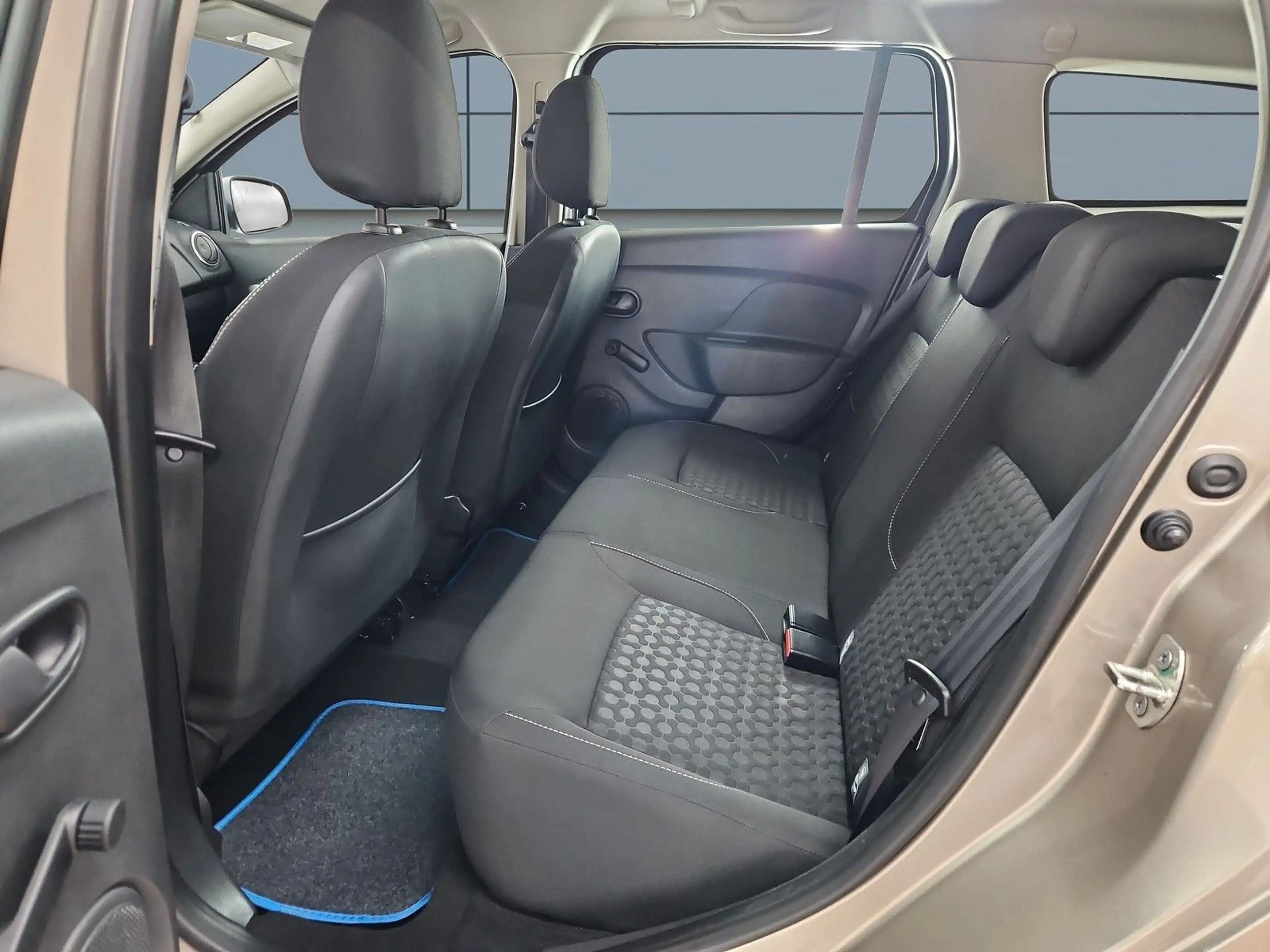 Dacia Logan MCV II Kombi Laureate *KLIMA*ECO*KAM* — photo 10