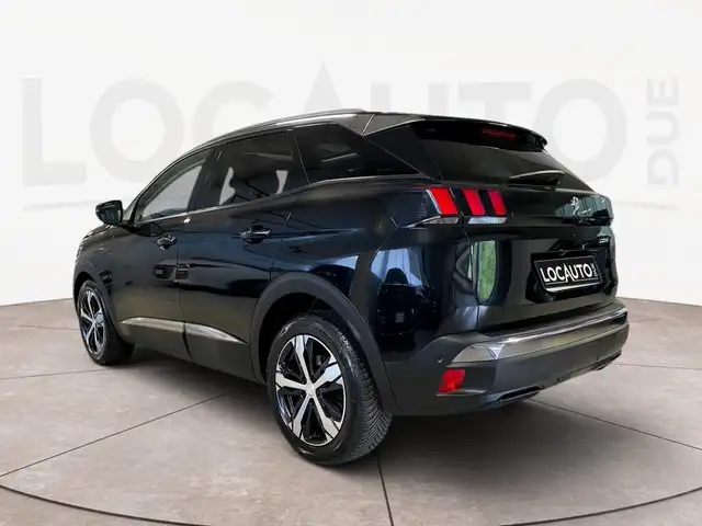 Peugeot 3008 view 5