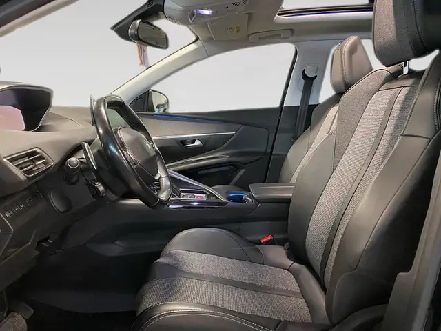 Peugeot 3008 view 7