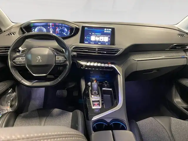 Peugeot 3008 view 6