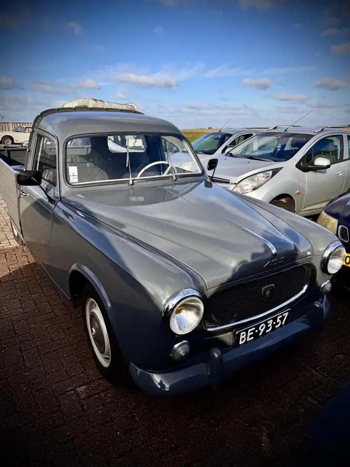 Peugeot 403, foto 1