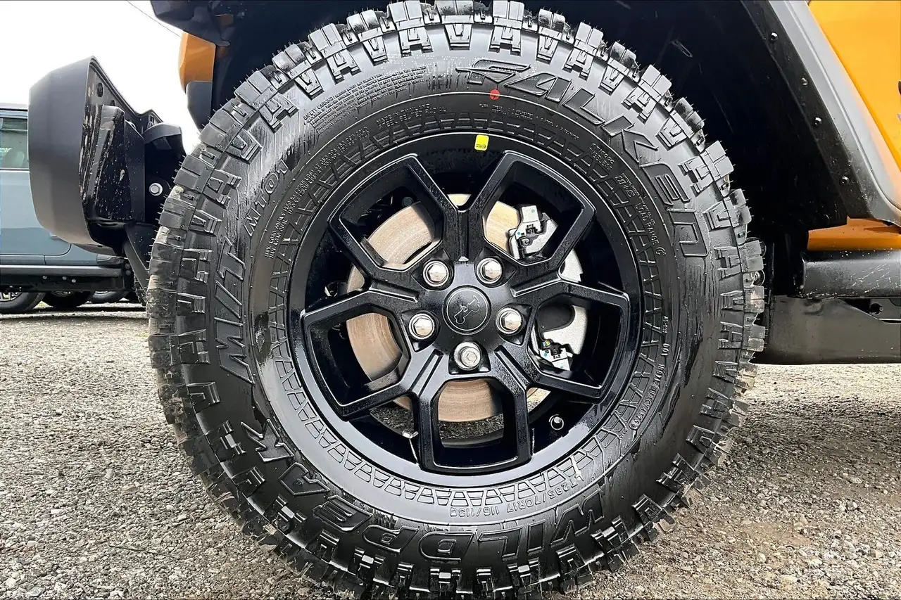 Jeep Wrangler снимка Jeep Wrangler