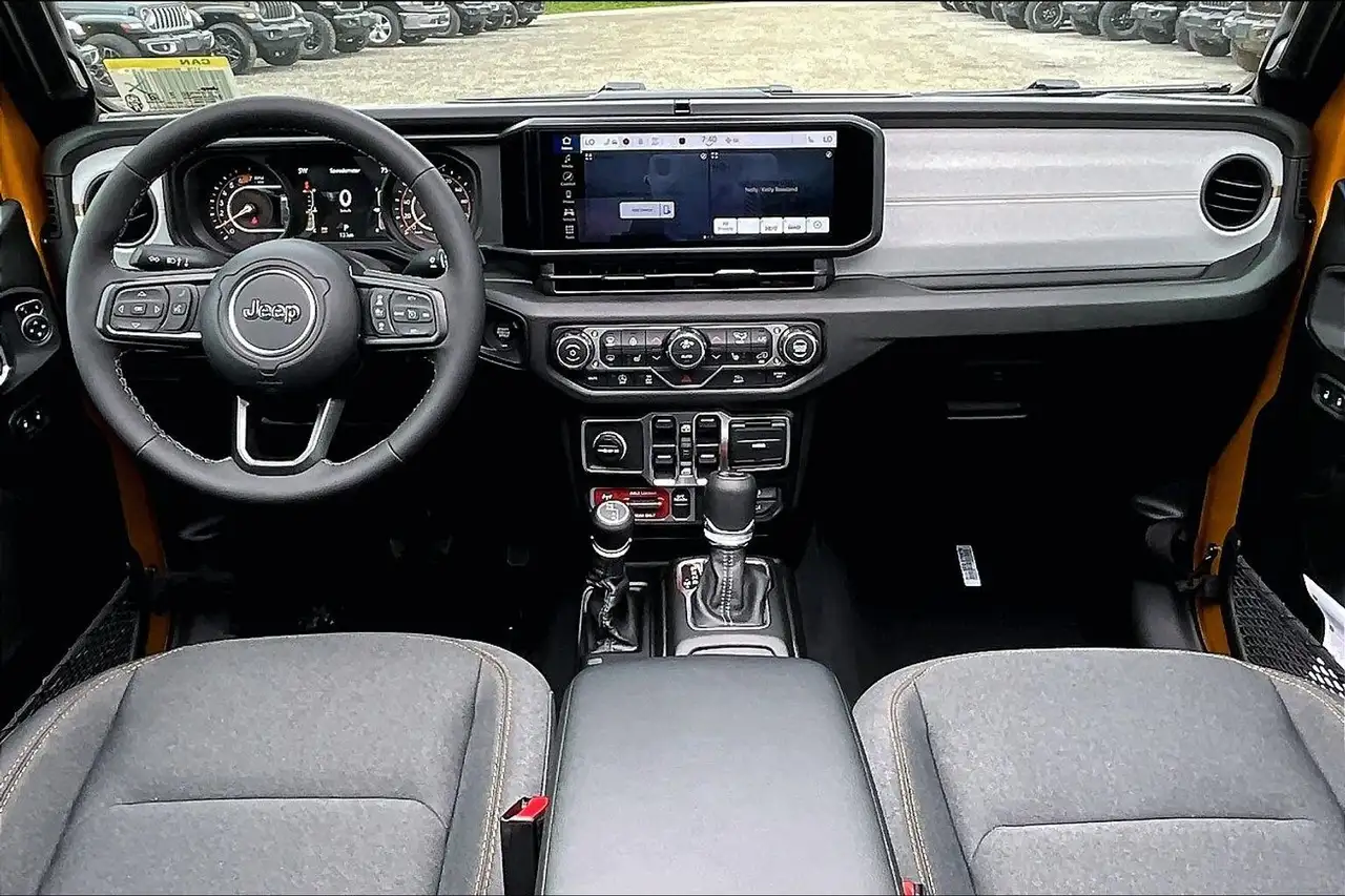 Jeep Wrangler снимка Jeep Wrangler