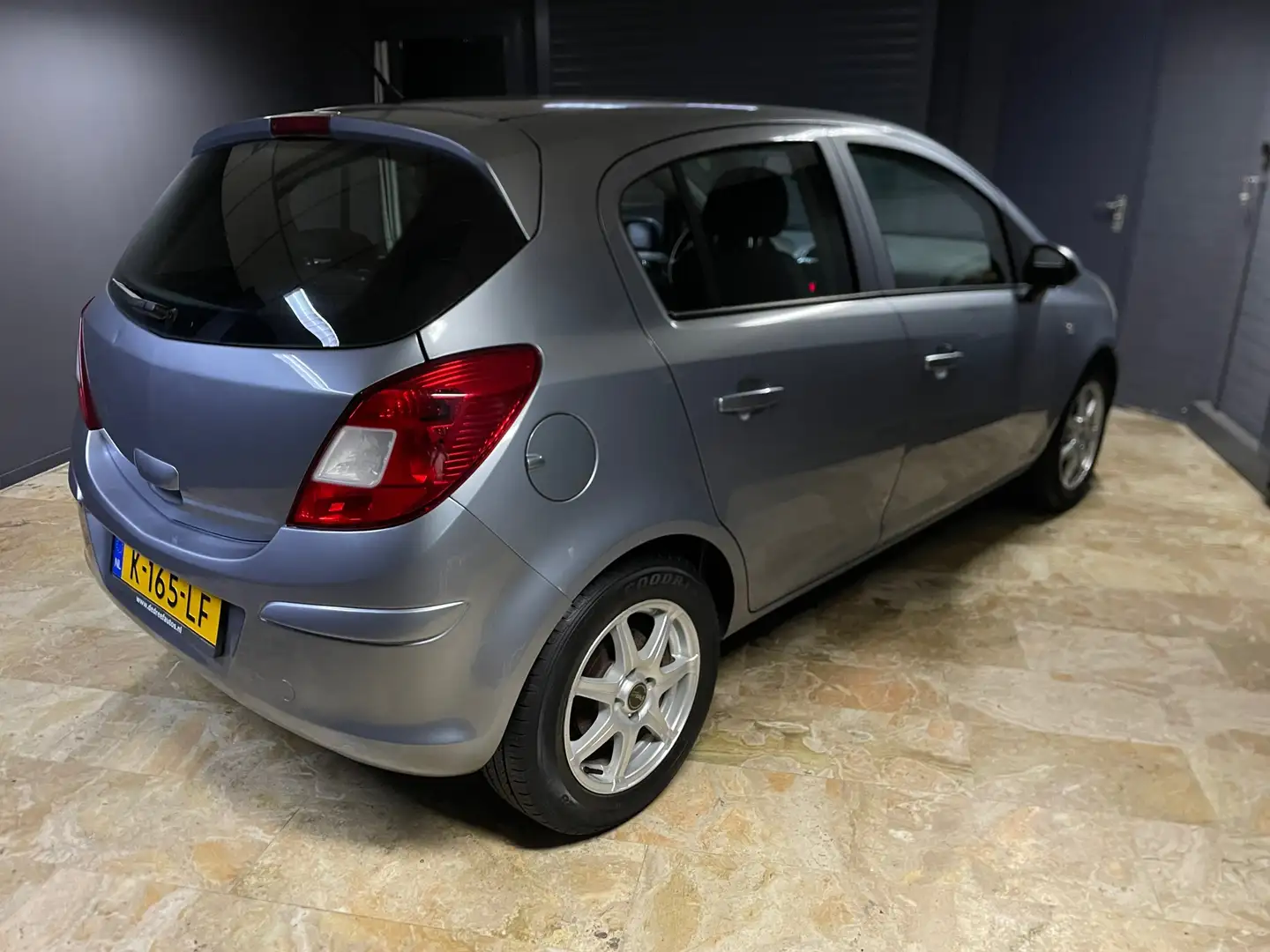 Opel Corsa 1.2-16V Cosmo Airco Lm Velgen 5 Drs Bleu - 2