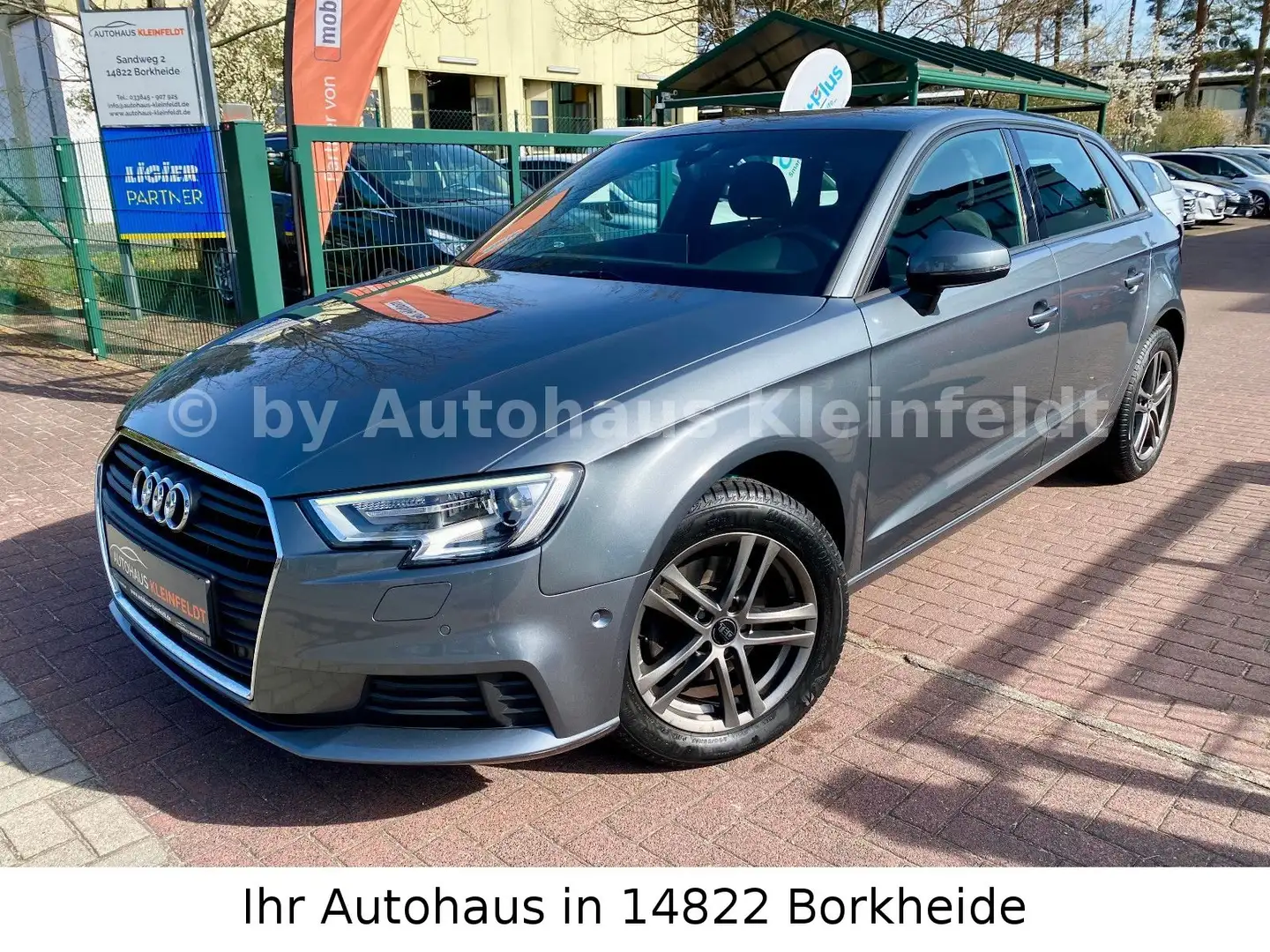 Audi A3 Sportback 30 TFSI S-tronic |PDC+|ACC|XENON Grau - 2