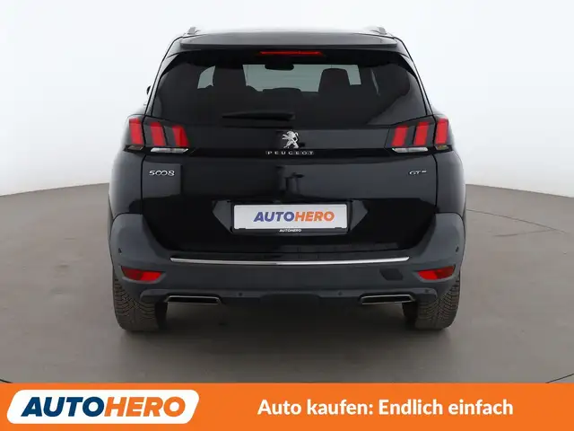 Peugeot 5008 view 5