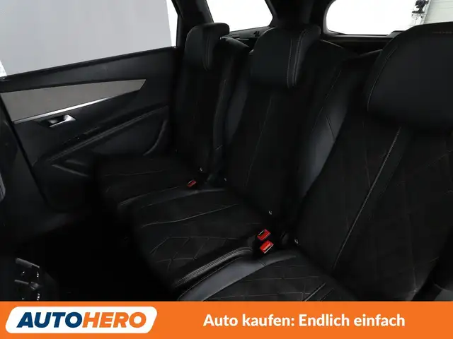 Peugeot 5008 view 14