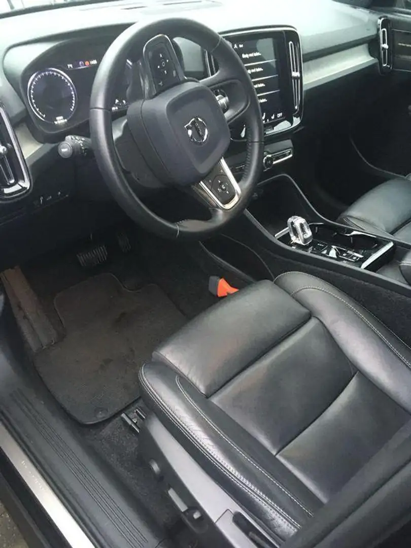 Volvo XC40 Plug-in Hybrid T5 Inscription | Panoramadak | Harm Schwarz - 2