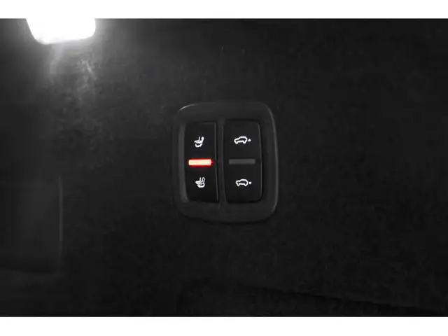 Porsche Cayenne view 30