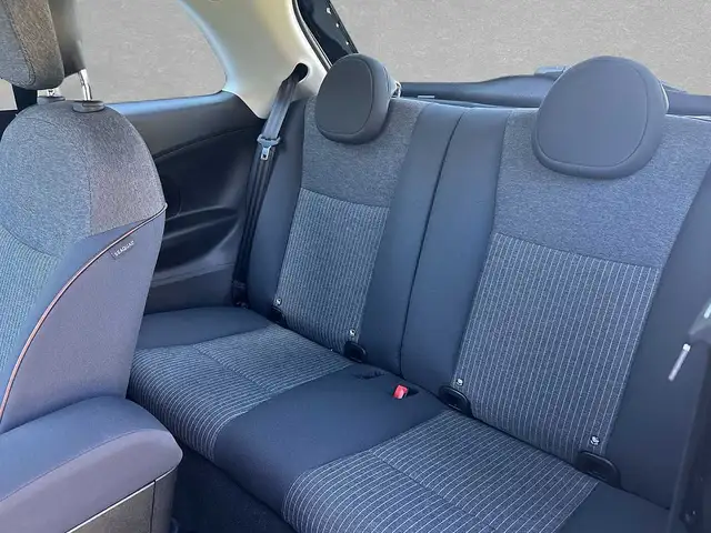 Fiat 500E view 8
