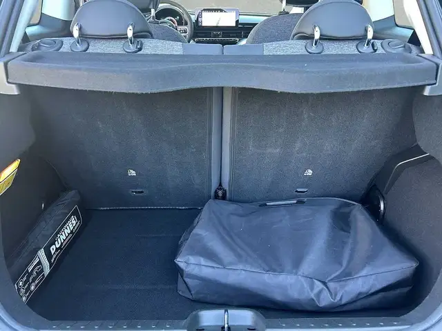 Fiat 500E view 10