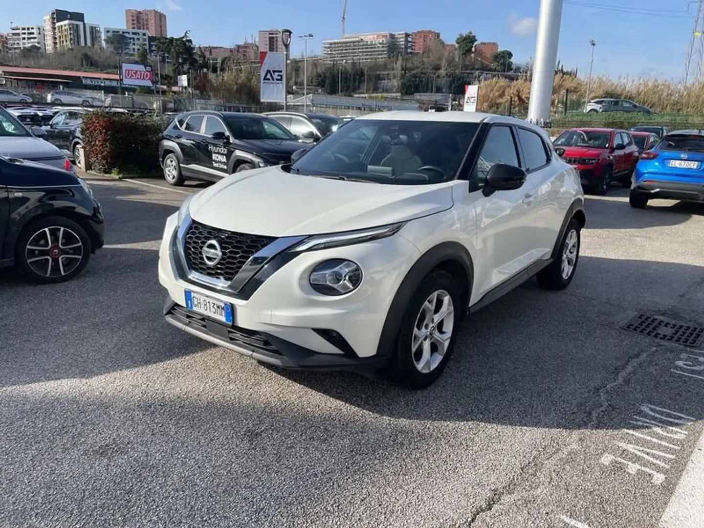 Nissan Juke 1.0 DIG-T 114 CV N-Connecta Bianco - 1