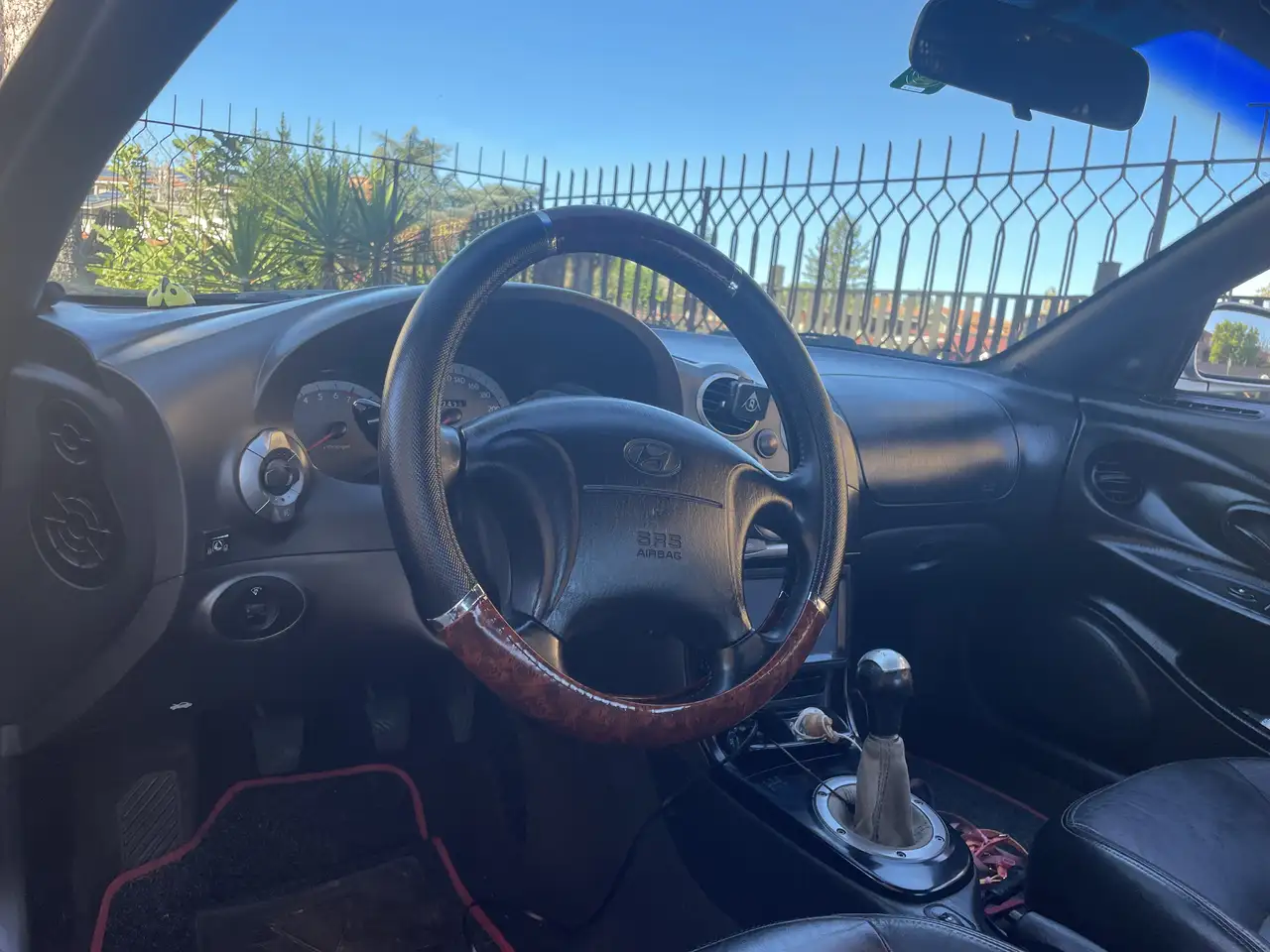 Hyundai Coupe 1.6i 16v Air, foto 6