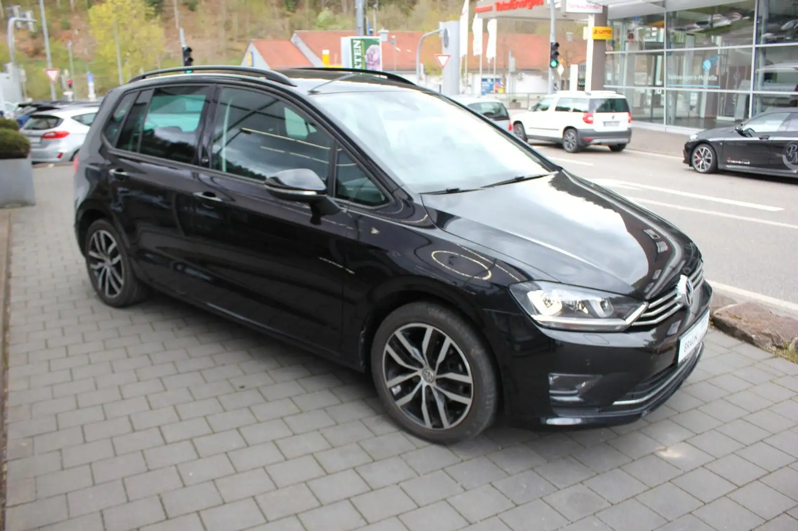 Volkswagen Golf Sportsvan VII Sound 1.4 TSI Navi, AHK,PDC Schwarz - 2