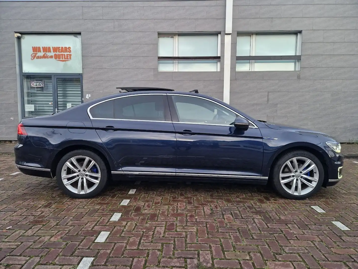 Volkswagen Passat Passat 1.4 T. GTE C. S. 218PK! Vol Dealerondrh. Blauw - 2