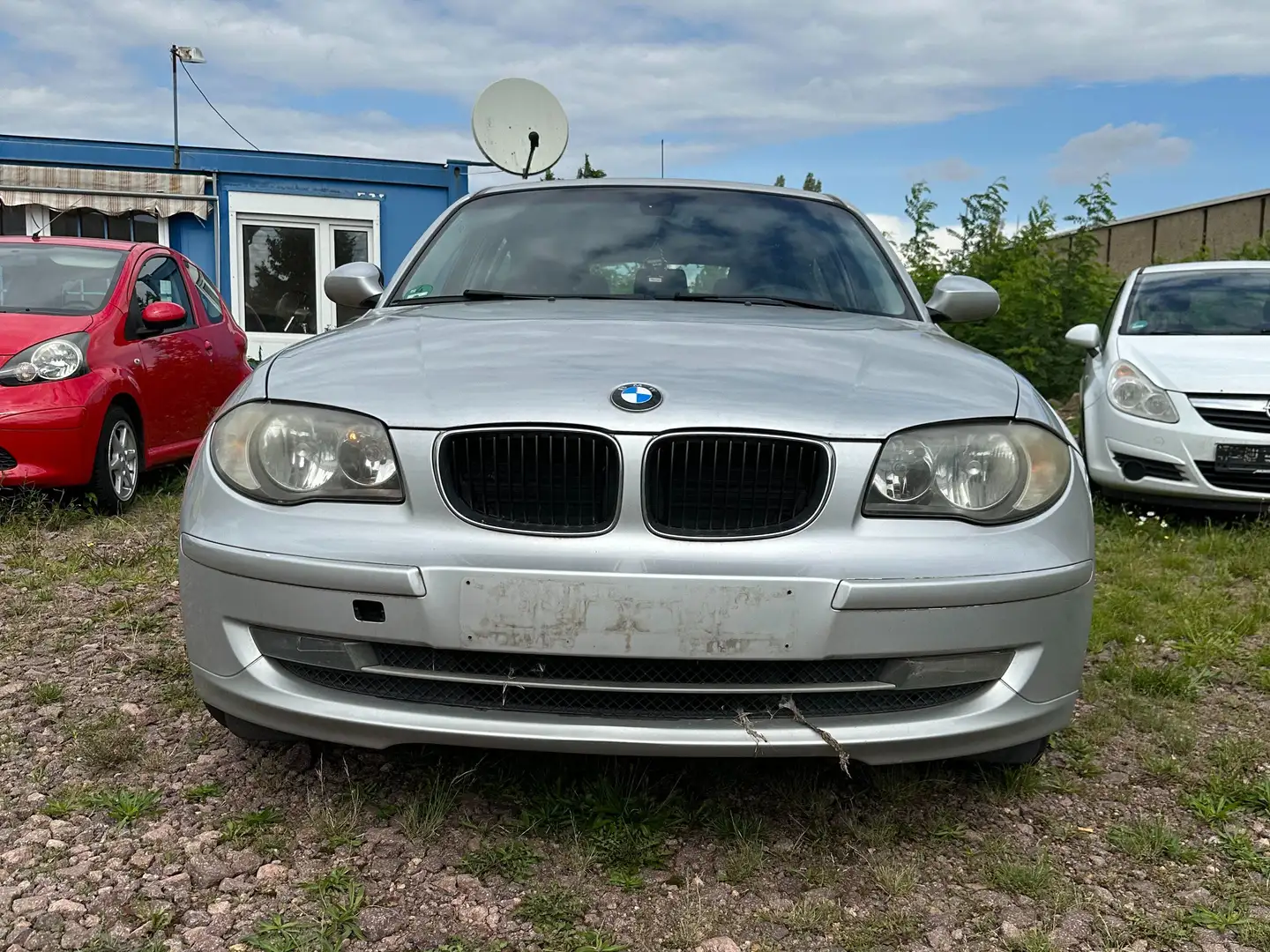 BMW 116 116i Silber - 1