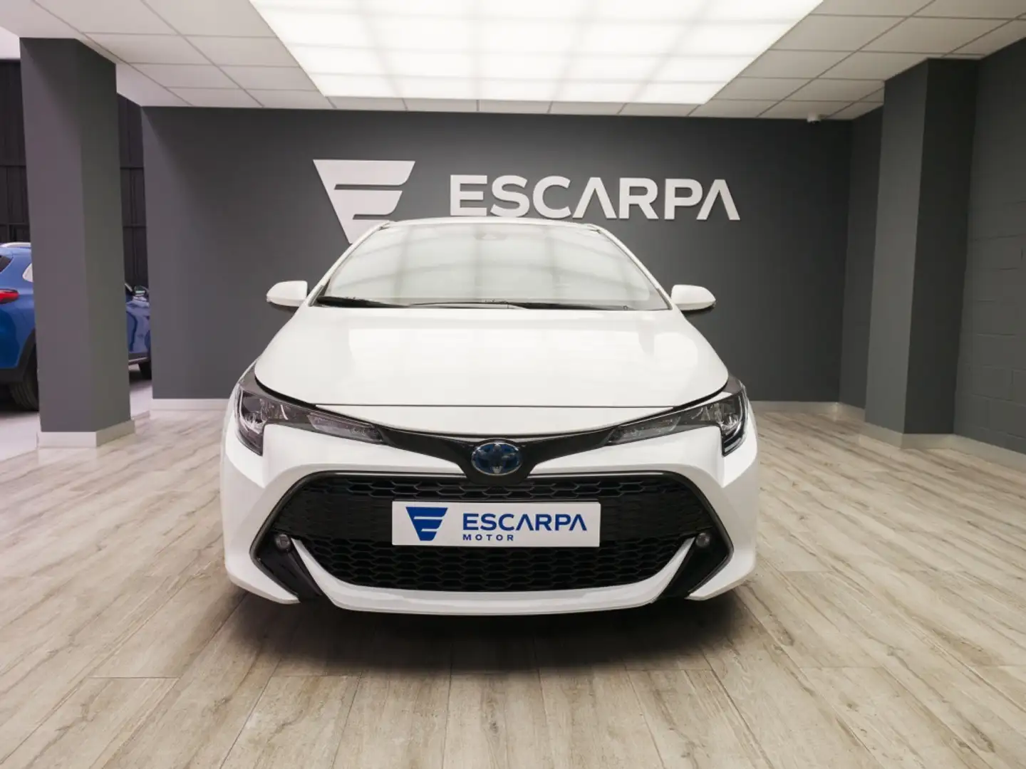 Toyota Corolla 125H Active Tech Wit - 2