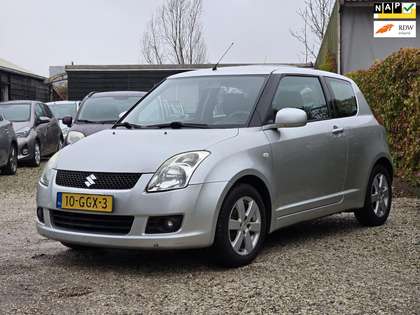 Suzuki Swift 1.3 Exclusive Keyless/Airco/LMV