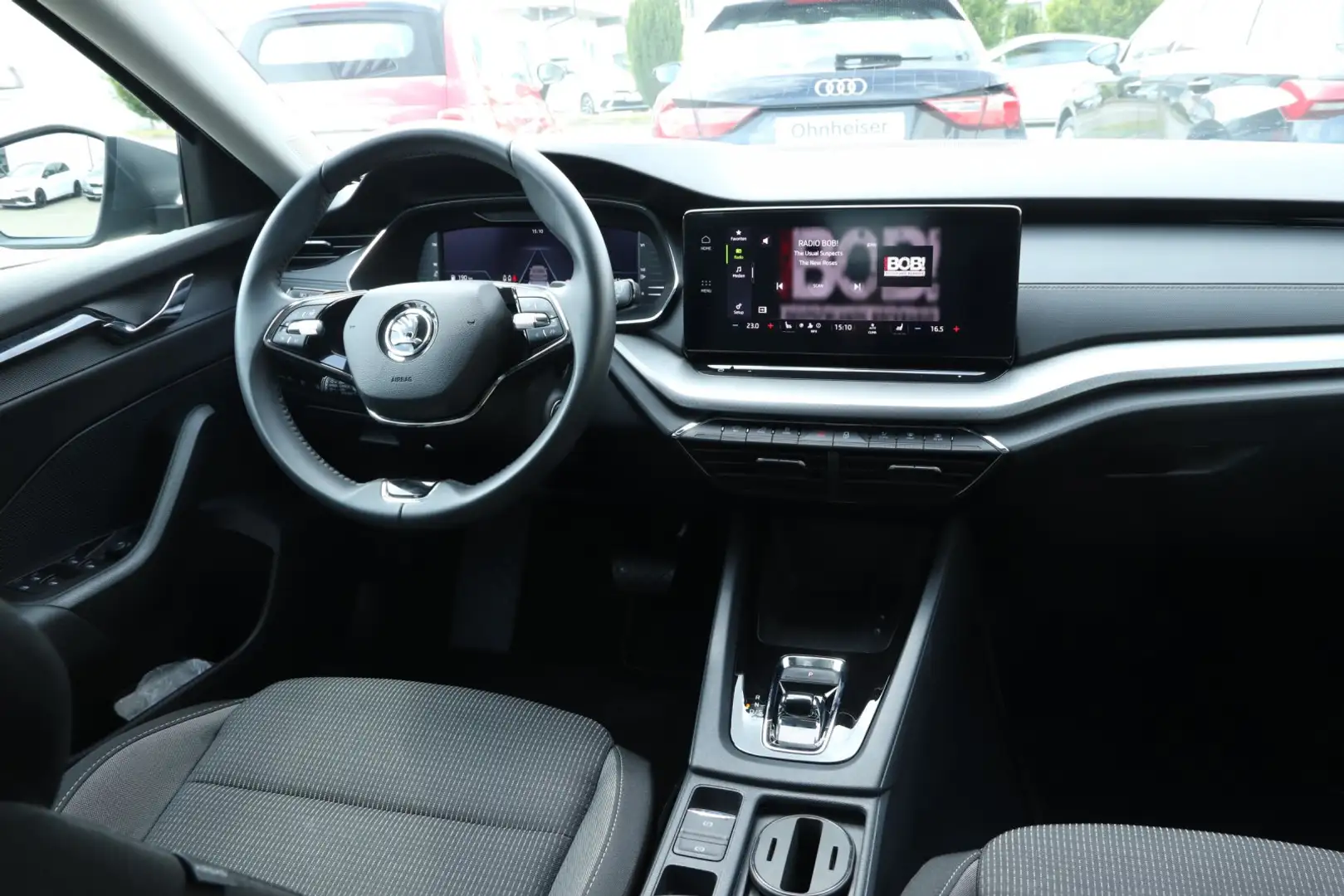 Skoda Octavia Combi 2.0 TDI DSG Ambition ACC*SHZ*NAVI*Le Grijs - 2