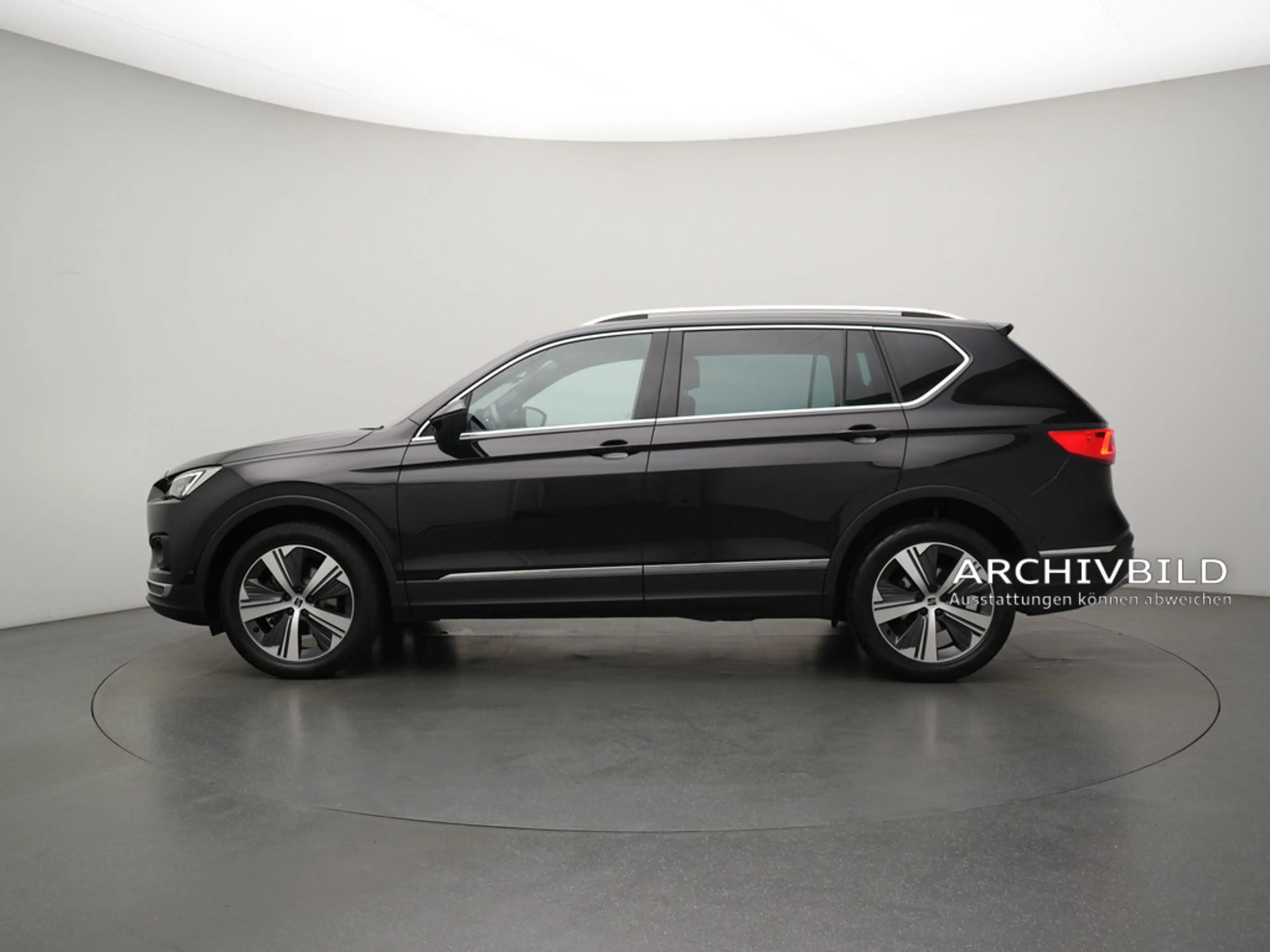 SEAT Tarraco Experience e-HYBRID PANO AHK DCC LED — photo 4