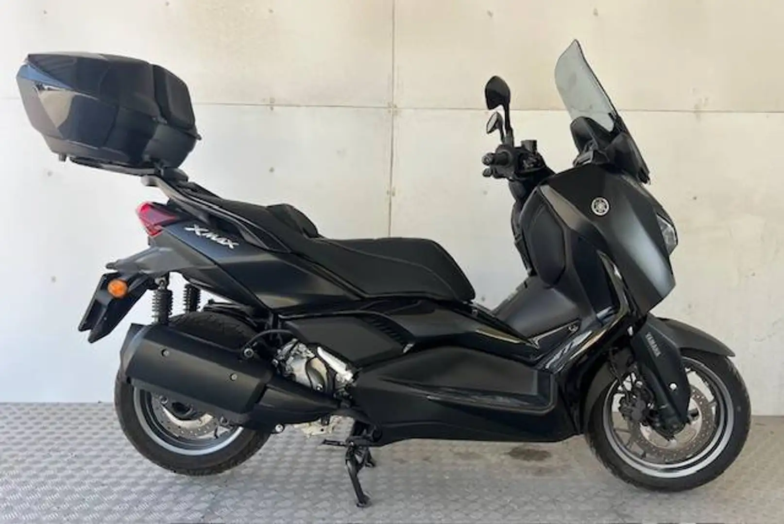 Yamaha X-Max 300 Tech Max Abs my23 Grigio - 1