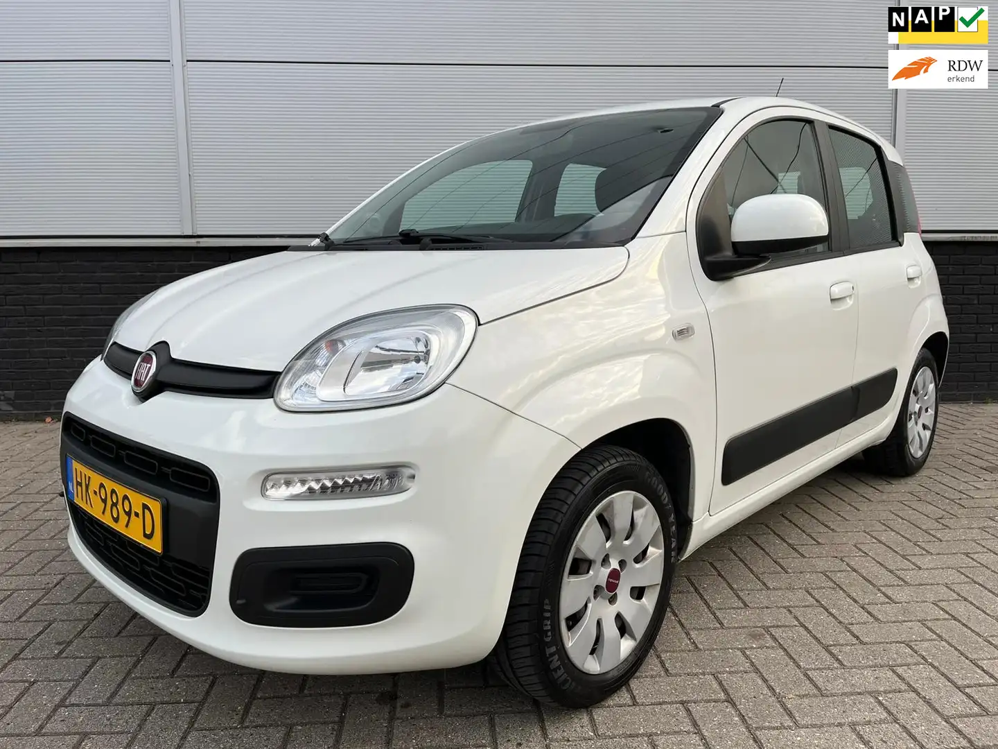 Fiat Panda 0.9 TwinAir Aut. Edizione Cool Airco - isofix - tr Wit - 1