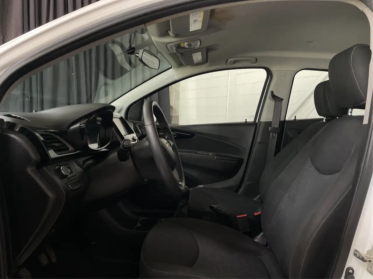 Chevrolet Spark снимка Chevrolet Spark