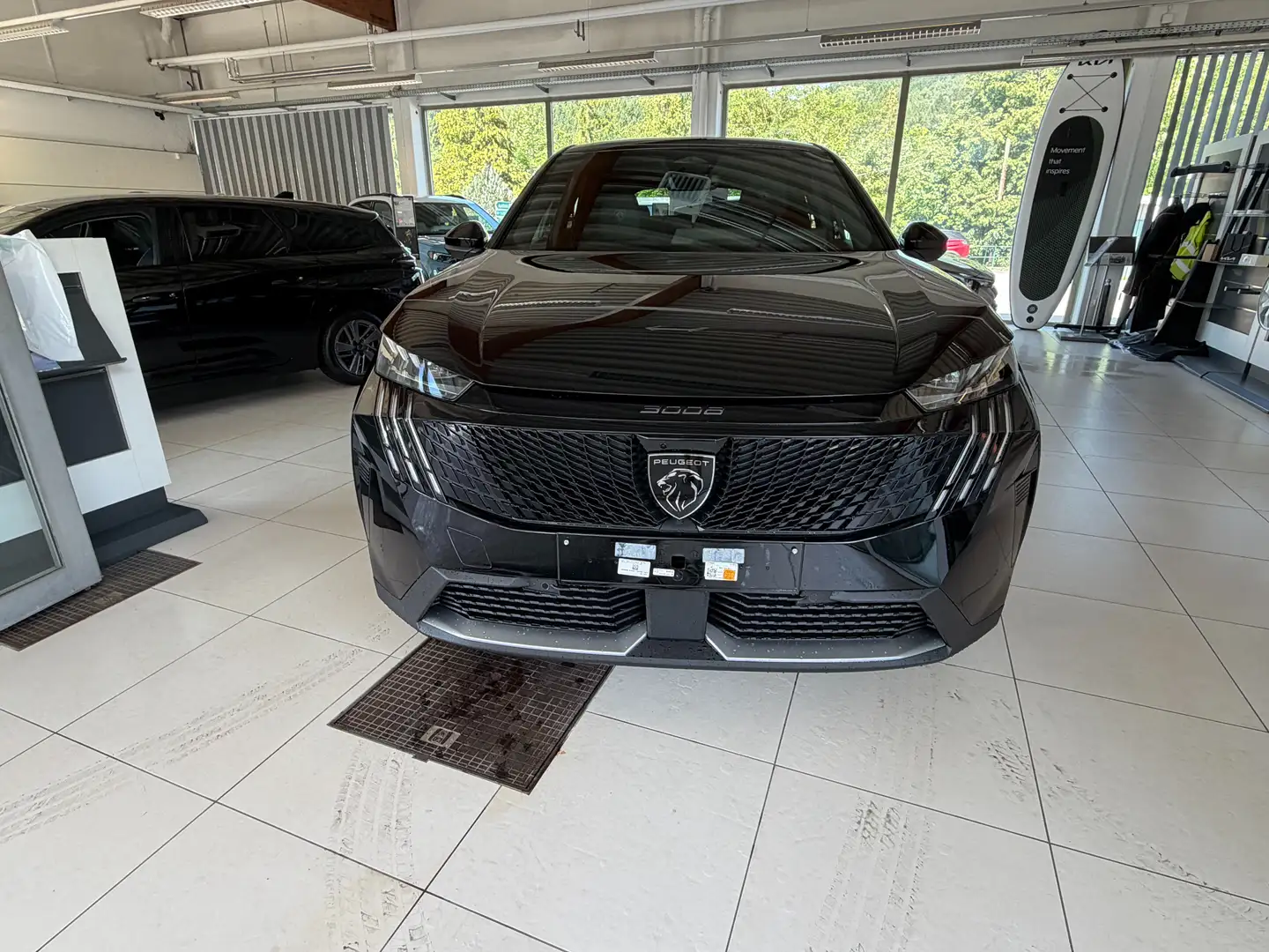 Peugeot 3008 Hybrid 145 GT Schwarz - 1