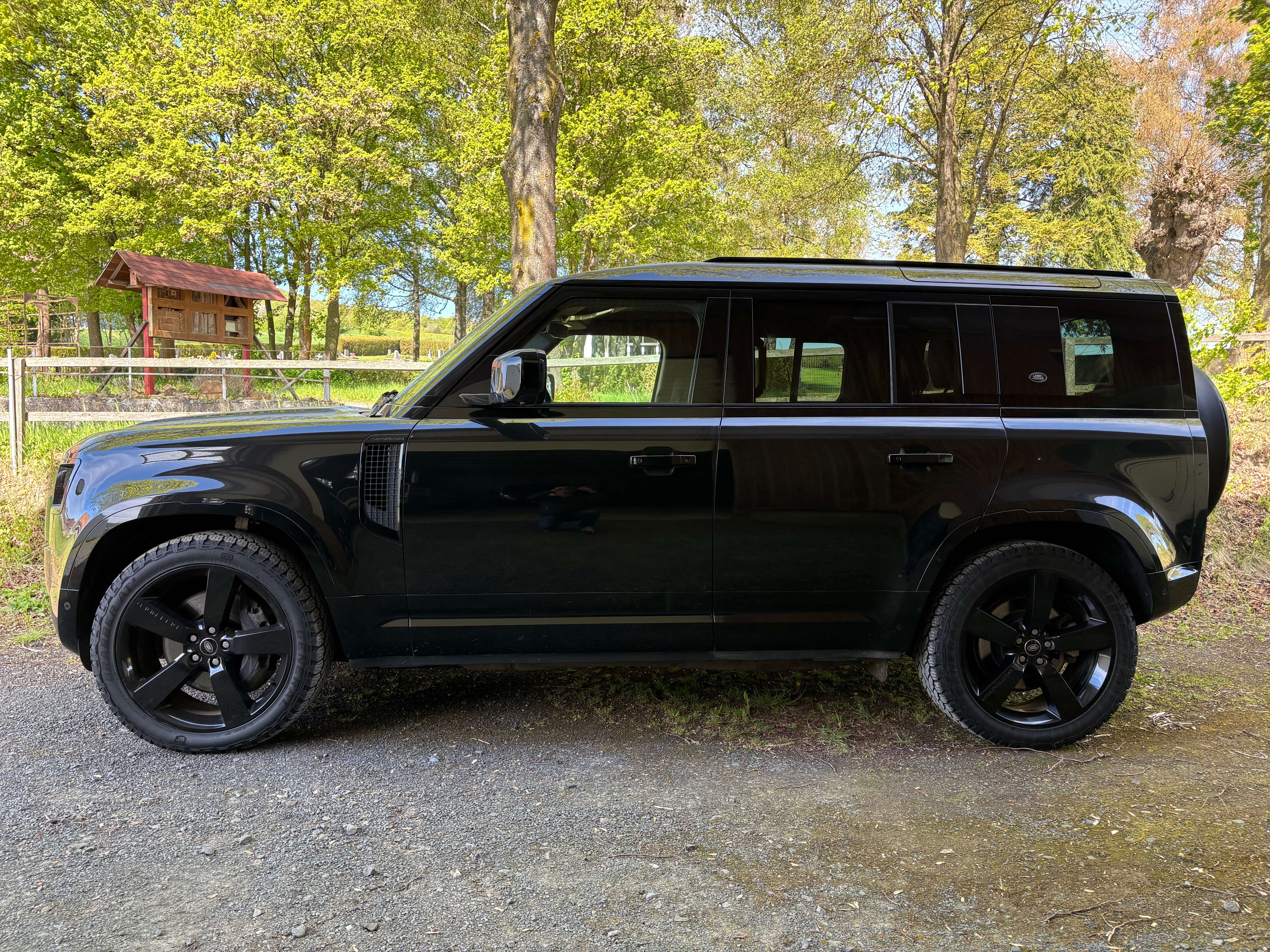 Second hand Land Rover Defender 3.0