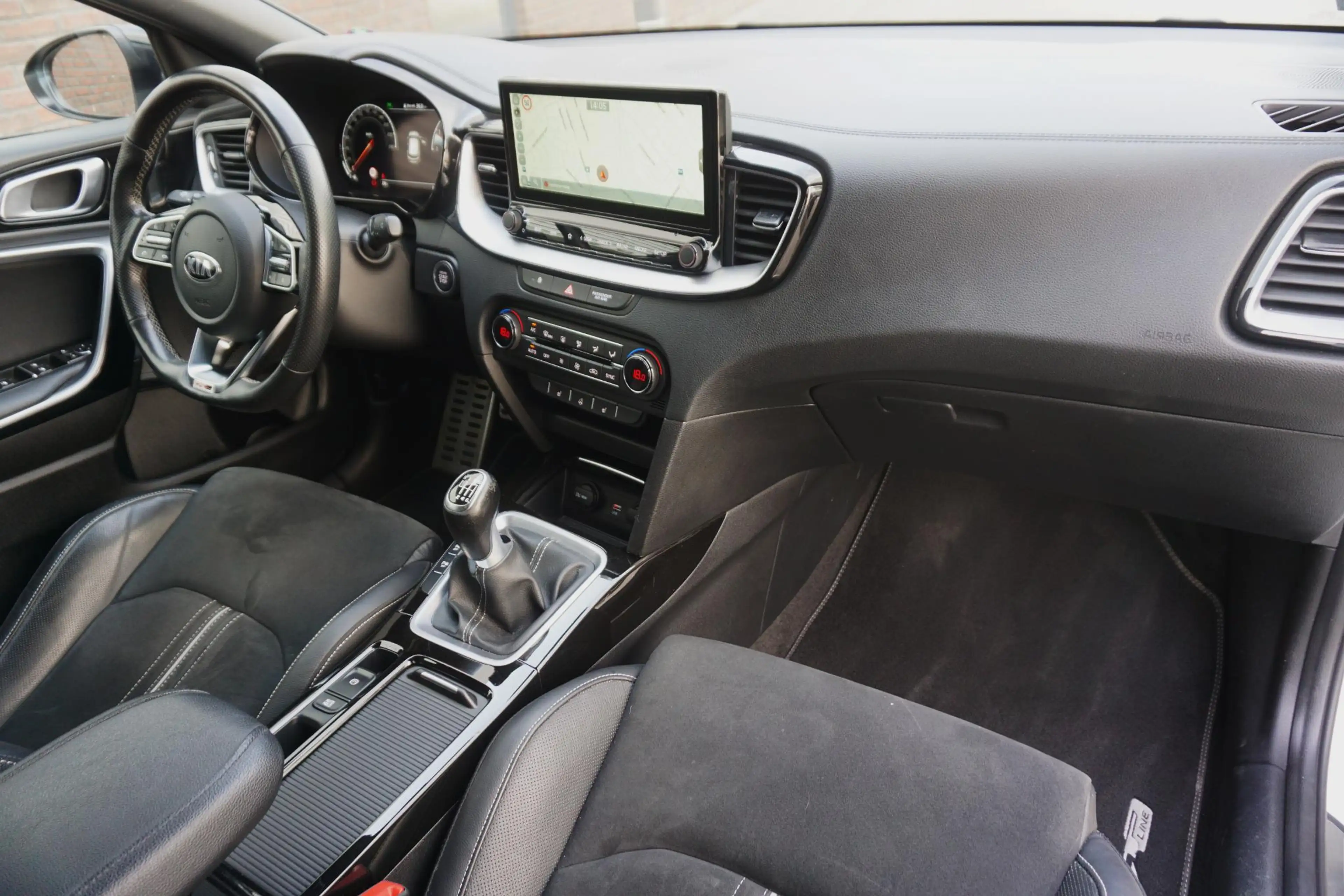 Kia ProCeed / pro_cee'd 1.0 T-GDI GT-Line/Stuur-stoel verw./Camera/Keyless — photo 40
