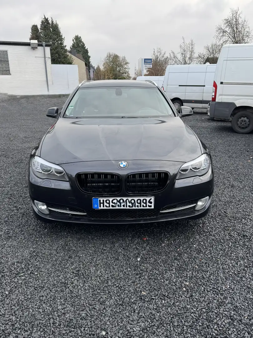 BMW 520 520d Touring - 1