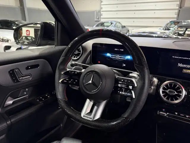 Mercedes-Benz GLB view 8