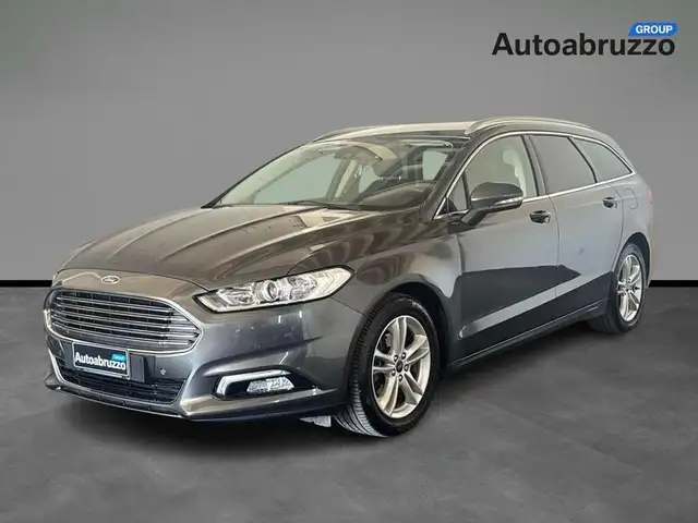 Ford Mondeo SW 2.0 tdci Titanium s&s 150cv powershift